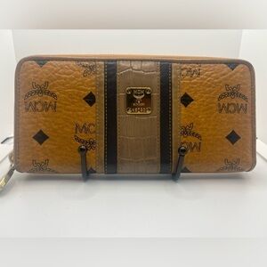 MCM Zippy Visetos Wallet